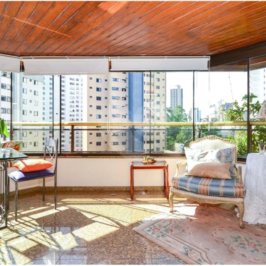 Apartamento à venda com 4 suítes em Vila Suzana, São Paulo, SP