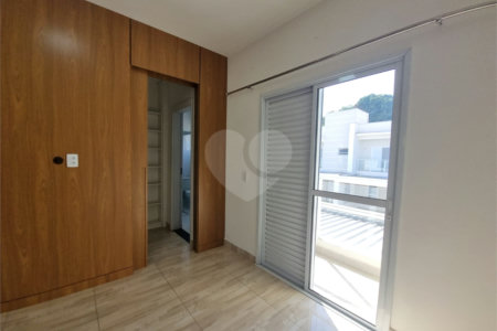 Casa à venda com 3 quartos, sendo 1 suíte, no condomínio Residencial Américo Figueiredo, Sorocaba - SP