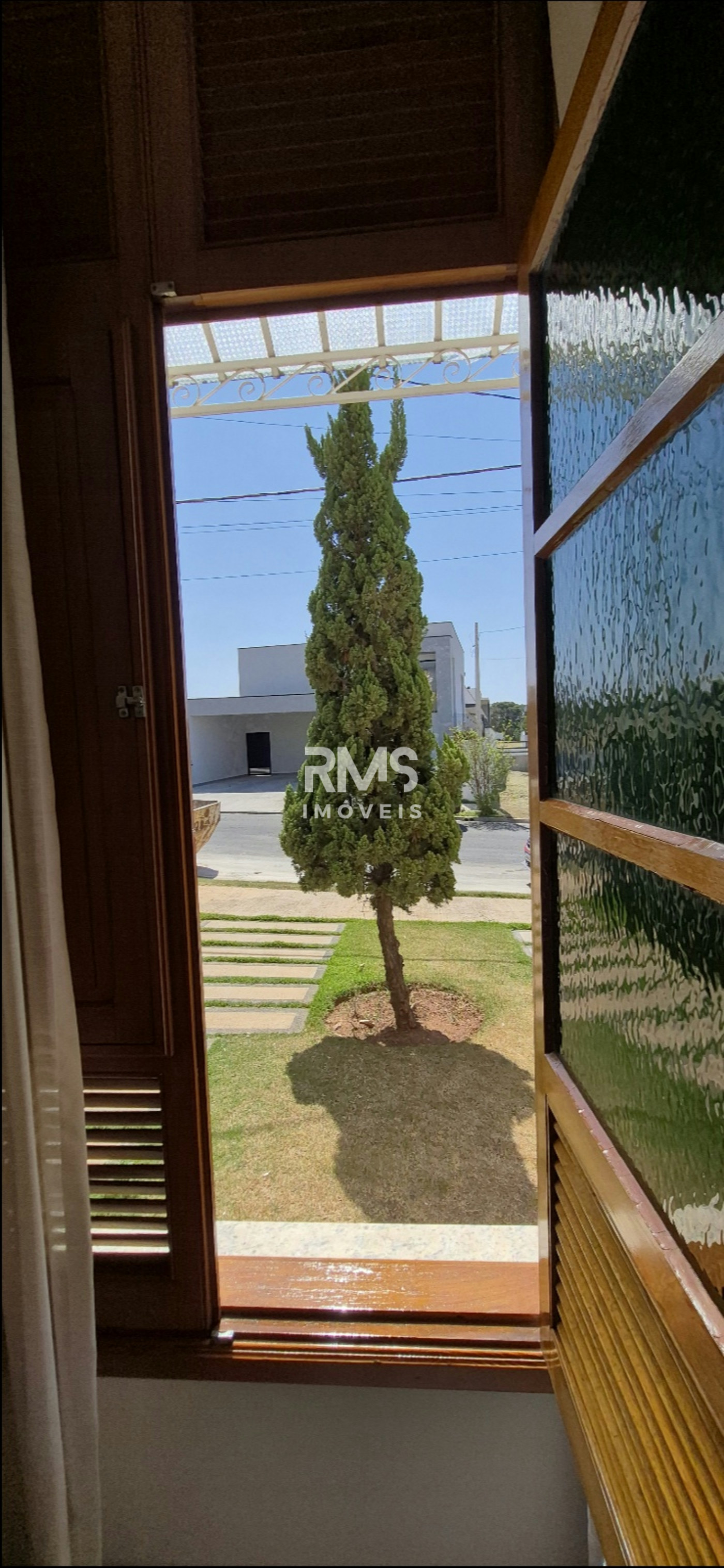 Casa à venda com 3 suítes em Residencial Saint Paul, Itu, SP
