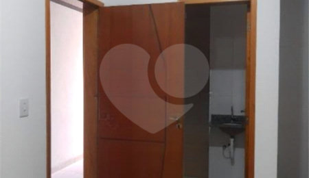 Apartamento à venda com 2 quartos em Vila Invernada, São Paulo, SP
