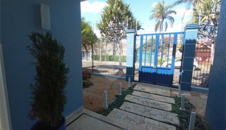 Casa à venda com 3 suítes em Vila Nastri, Itapetininga, SP
