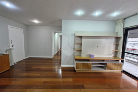 Apartamento à venda com 3 quartos, sendo 1 suíte,  em Tijuca, Rio de Janeiro, RJ