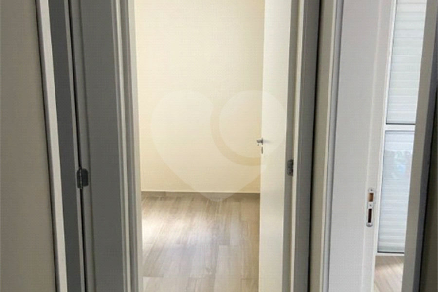 Casa à venda ou para alugar com 2 quartos no condomínio Esmeraldino, São Paulo - SP