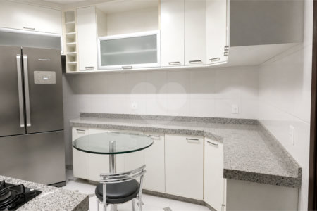 Triplex à venda com 3 suítes em Santa Maria, Santo André, SP