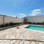 Casa à venda ou para alugar com 3 suítes no condomínio Estância Marambaia, Vinhedo - SP
