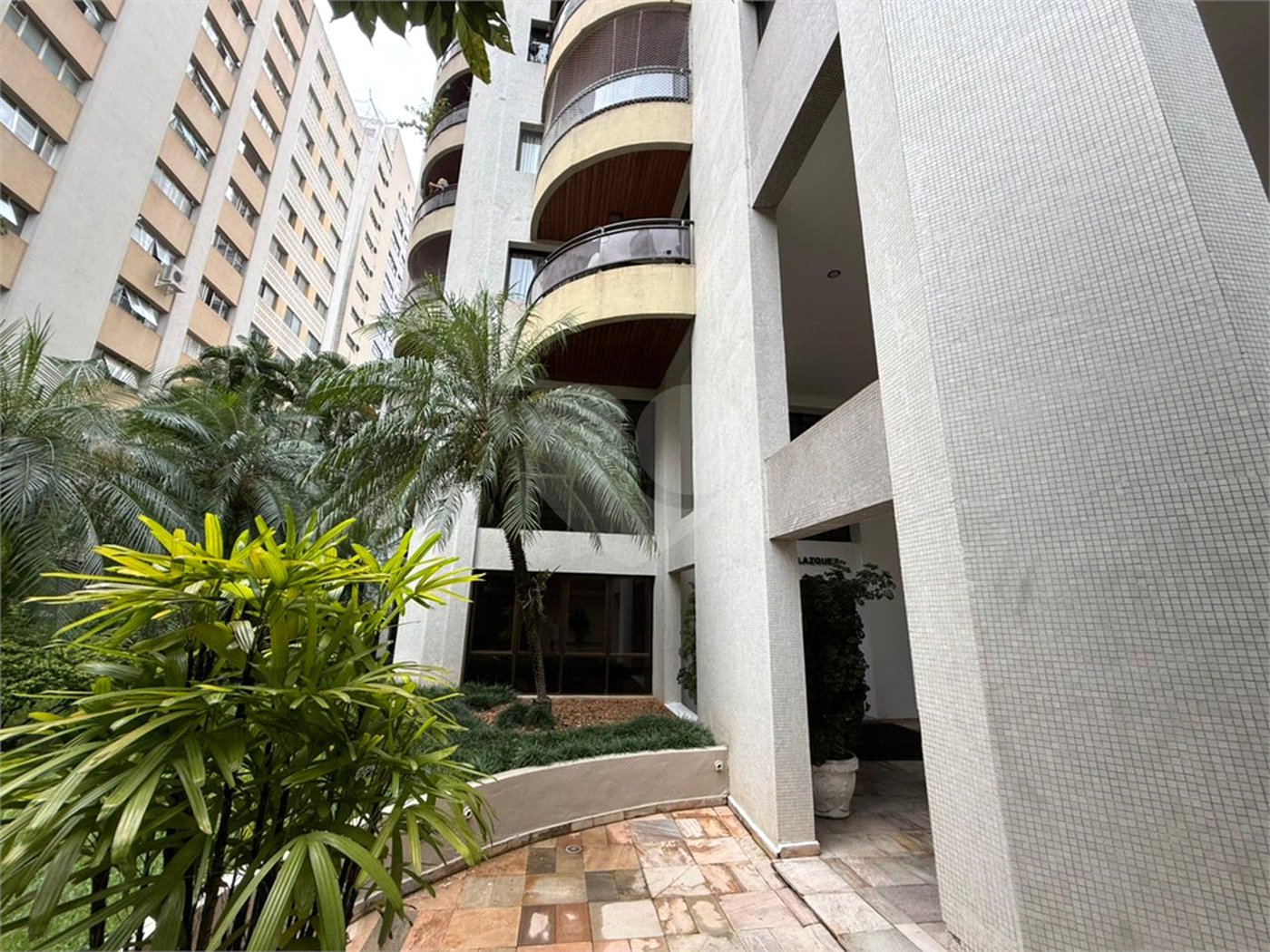 Apartamento à venda com 3 quartos, sendo 1 suíte, em Jardim Paulista, São Paulo, SP