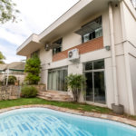 Casa à venda com 4 quartos, sendo 1 suíte, em Jardim Marajoara, São Paulo, SP