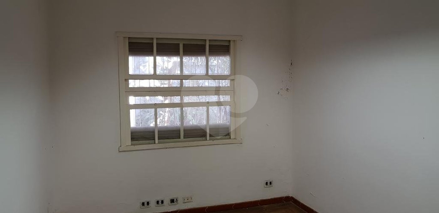 Casa à venda com 4 quartos em Vila Clementino, São Paulo, SP