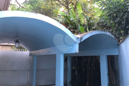 Casa Térrea à venda com 4 quartos, sendo 2 suítes, em Jardim das Bandeiras, São Paulo, SP