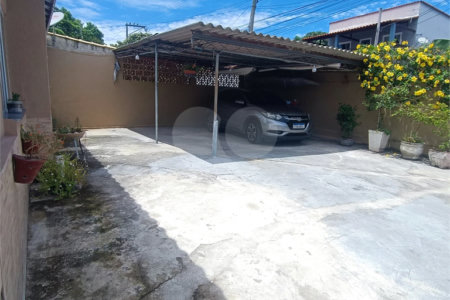 Casa à venda com 3 quartos, sendo 1 suíte, em Caminho de Búzios, Cabo Frio, RJ