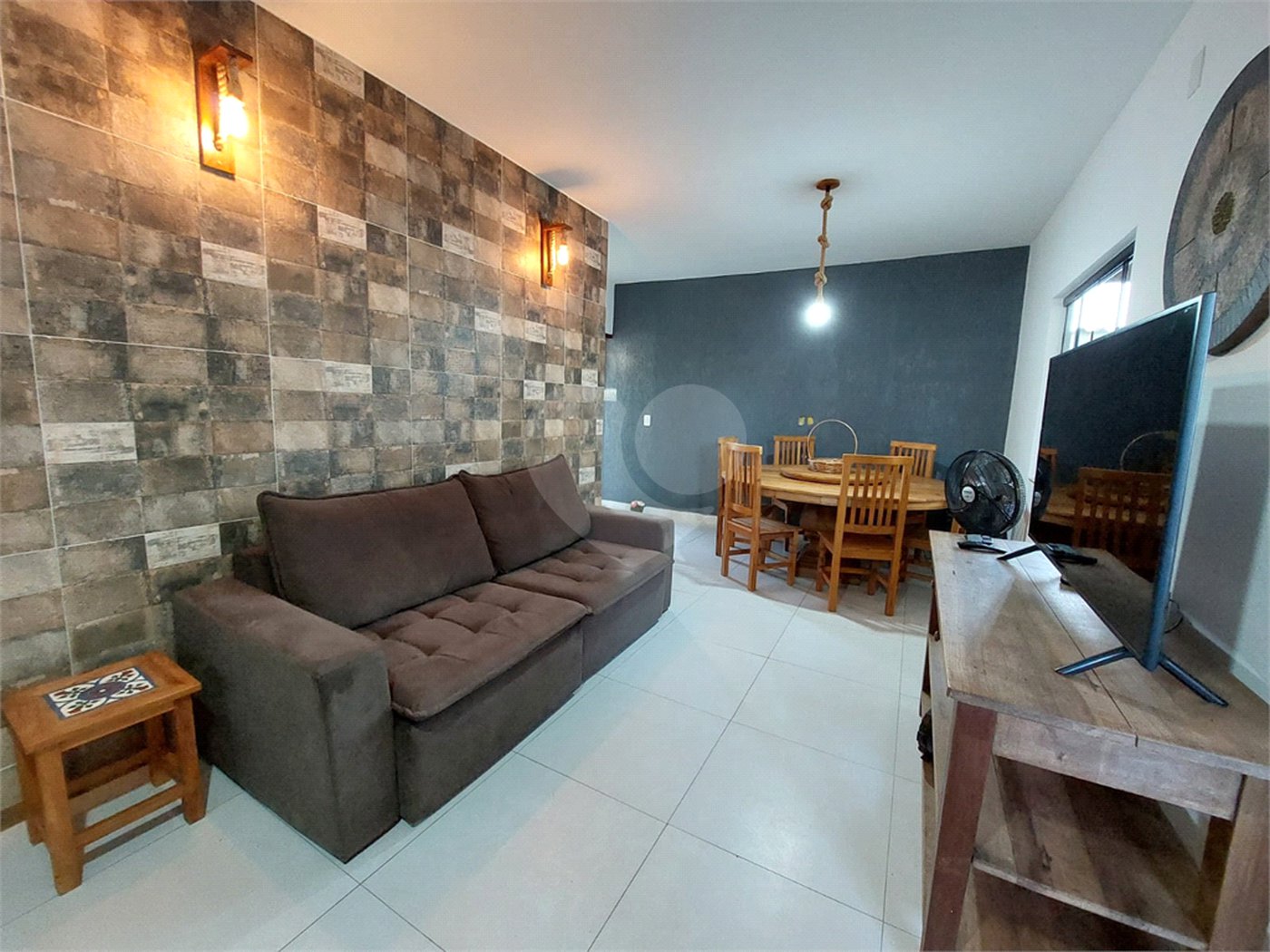 Casa à venda com 2 quartos, sendo 1 suíte,  em São José, Armação dos Búzios, RJ