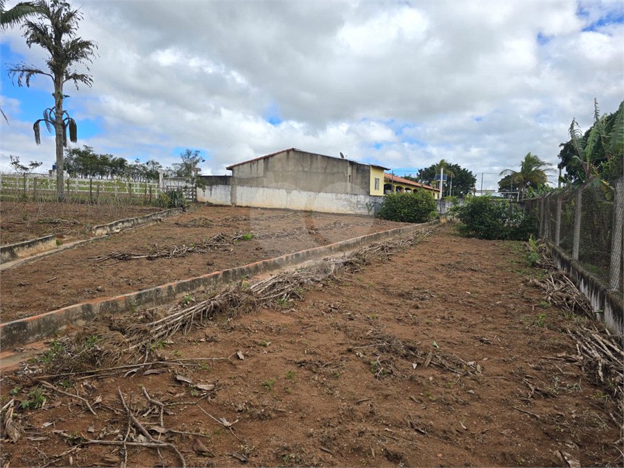 Chácara à venda com 5 quartos em Estância Conceição, Itapetininga, SP