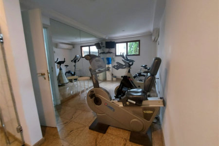 Apartamento à venda com 4 suítes em Moema, São Paulo, SP