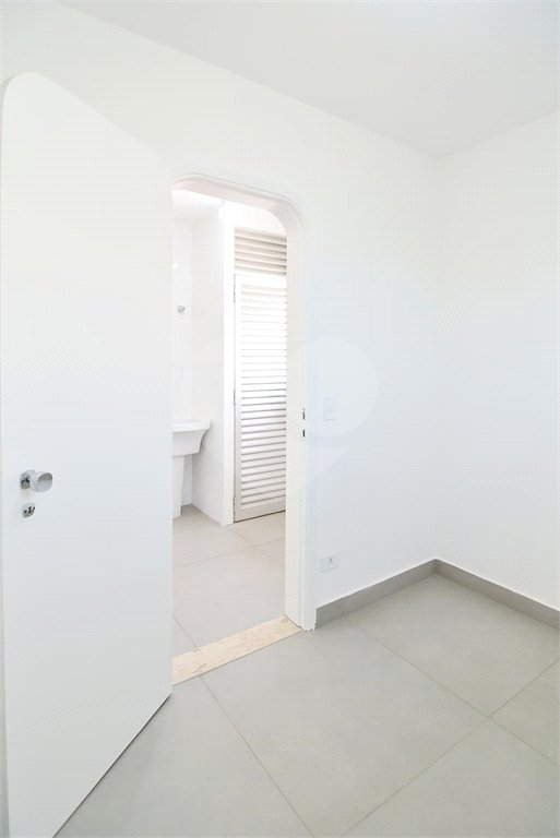 Apartamento à venda com 4 quartos, sendo 2 suítes,  em Brooklin Paulista, São Paulo, SP