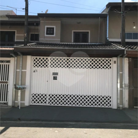 Casa à venda com 2 quartos, sendo 1 suíte, em Loteamento Residencial Vista Linda, São José dos Campos, SP