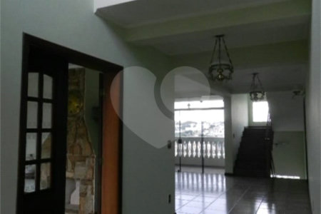 Casa à venda com 3 suítes em Jardim Brasil, Atibaia, SP