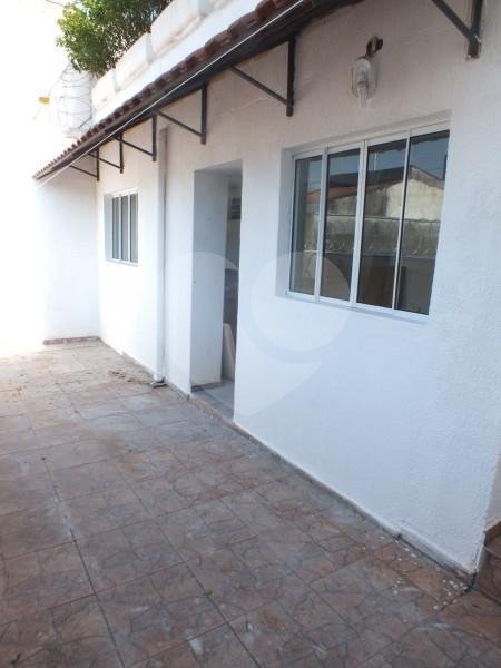Casa à venda com 3 quartos, sendo 1 suíte, em Jardim Oriental, São Paulo, SP