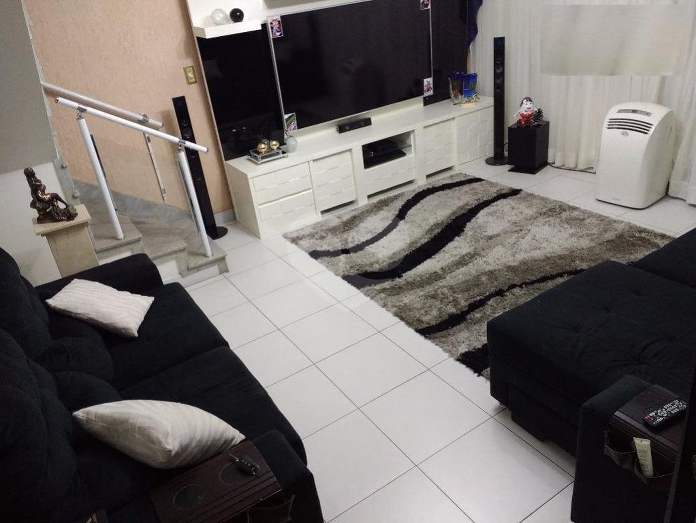 Sobrado à venda com 3 quartos, sendo 1 suíte, em Vila Medeiros, São Paulo, SP