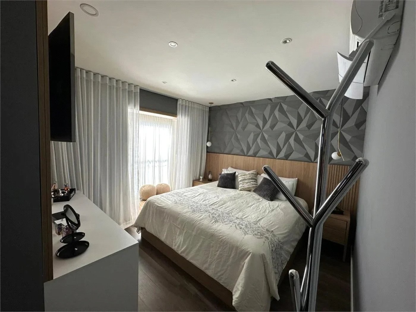 Apartamento à venda com 3 suítes em Jardim Arpoador, São Paulo, SP