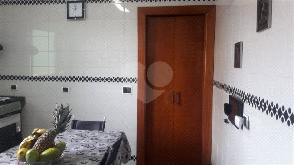 Sobrado à venda com 3 quartos, sendo 1 suíte, em Vila Milton, Guarulhos, SP