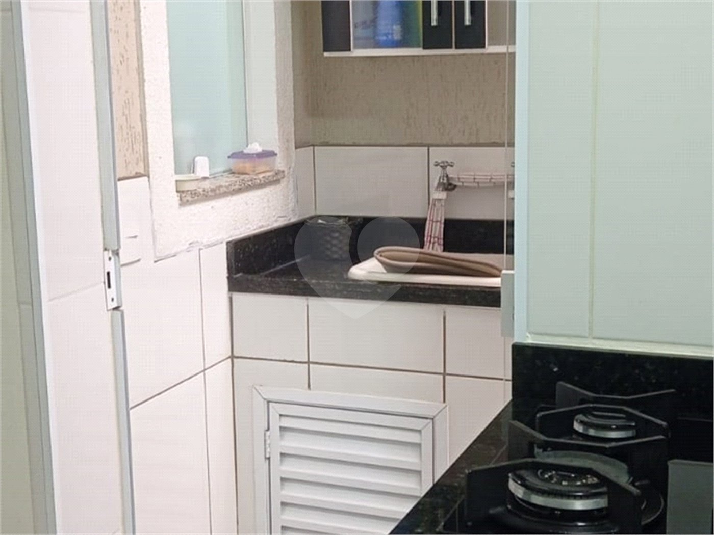 Casa à venda com 2 suítes no condomínio Residencial Pavoni I, São Paulo - SP