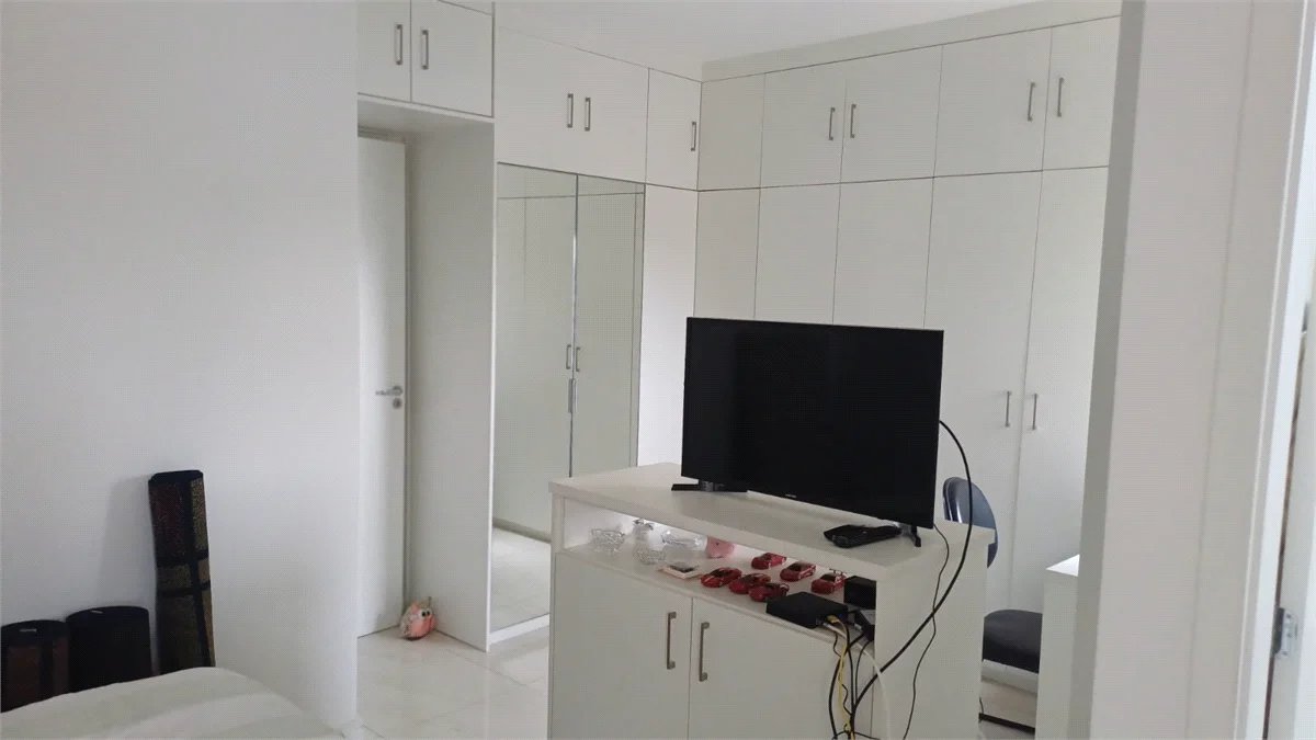 Apartamento à venda com 1 suíte em Km 18, Osasco, SP