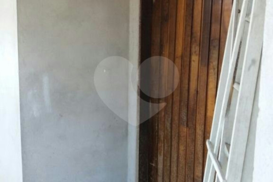 Sobrado à venda com 3 quartos, sendo 1 suíte,  em Jardim do Papai, Guarulhos, SP