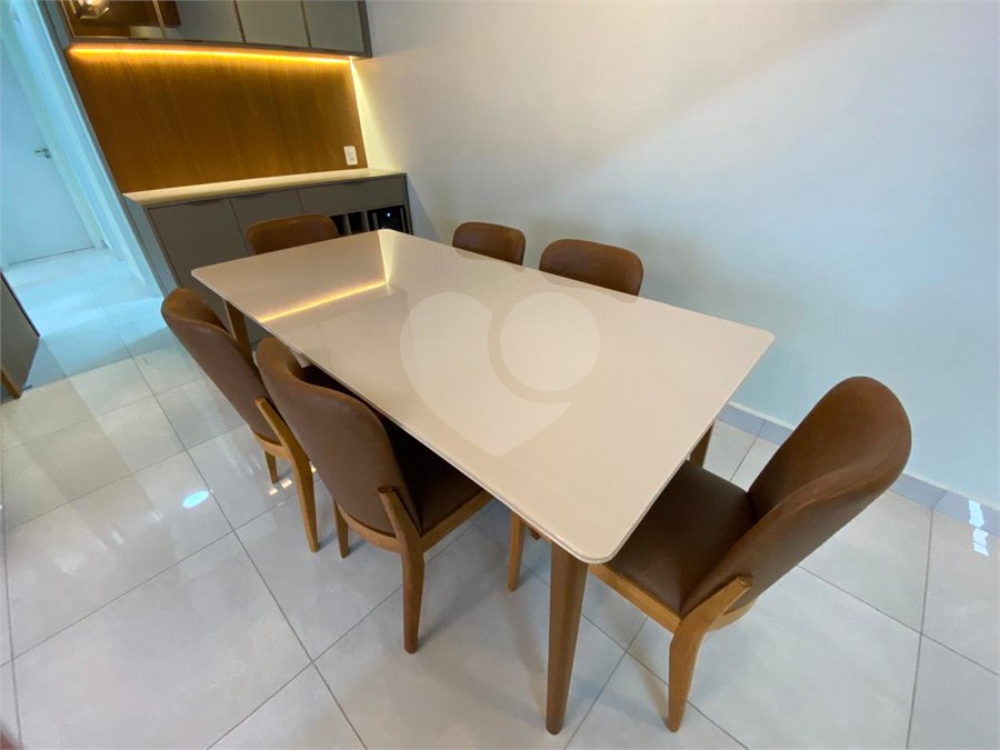 Apartamento à venda com 3 quartos, sendo 1 suíte,  em Vila Independência, Sorocaba, SP