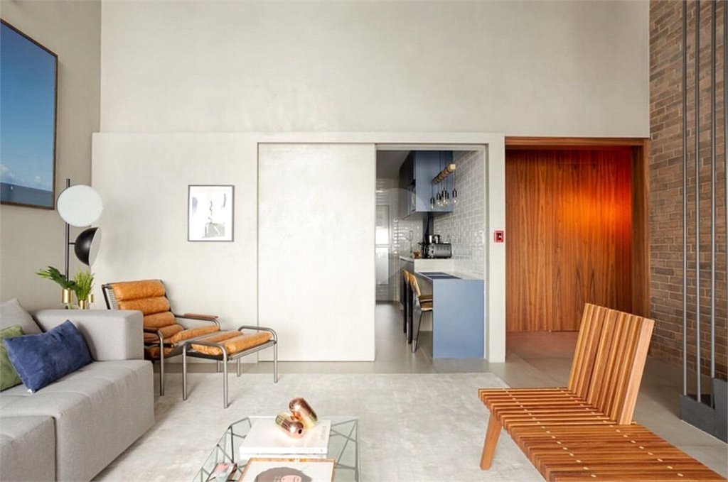 Apartamento à venda com 3 quartos, sendo 2 suítes, em Cerqueira César, São Paulo, SP