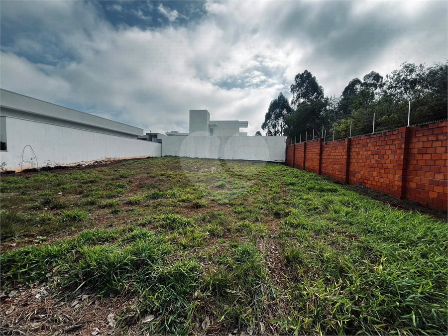 Terreno à venda no condomínio Residencial Golden Ville, Itapetininga - SP