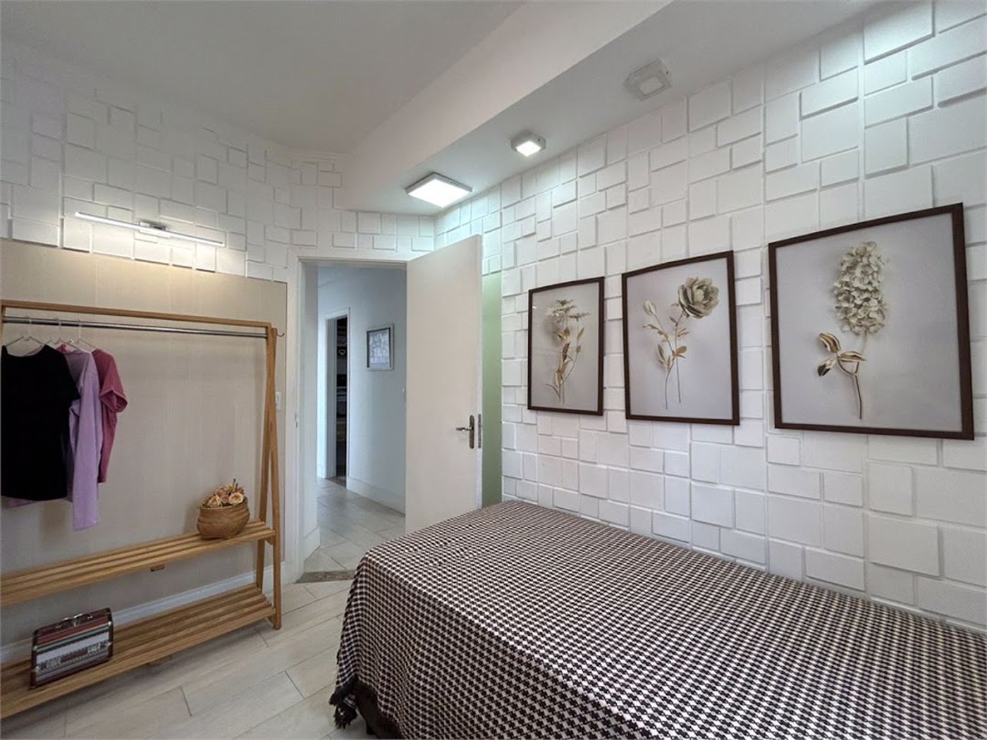 Apartamento com 3 dormitórios à venda, 110 m² por R$ 950.000,00 - Campo Grande - Santos/SP
