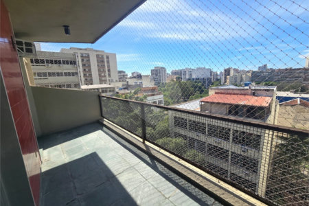 Cobertura à venda com 3 quartos, sendo 1 suíte, em Tijuca, Rio de Janeiro, RJ