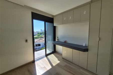 Sobrado à venda com 3 quartos, sendo 1 suíte, em Cidade dos Bandeirantes, São Paulo, SP