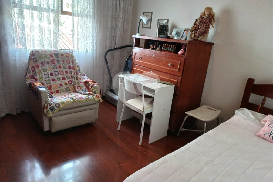 Sobrado à venda com 4 quartos em Santana, São Paulo, SP