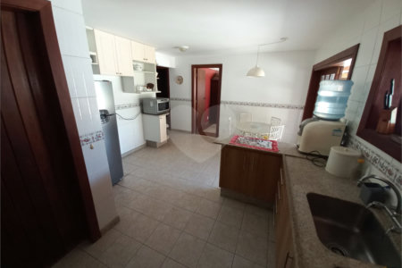 Casa à venda com 4 quartos, sendo 3 suítes,  em Geribá, Armação dos Búzios, RJ