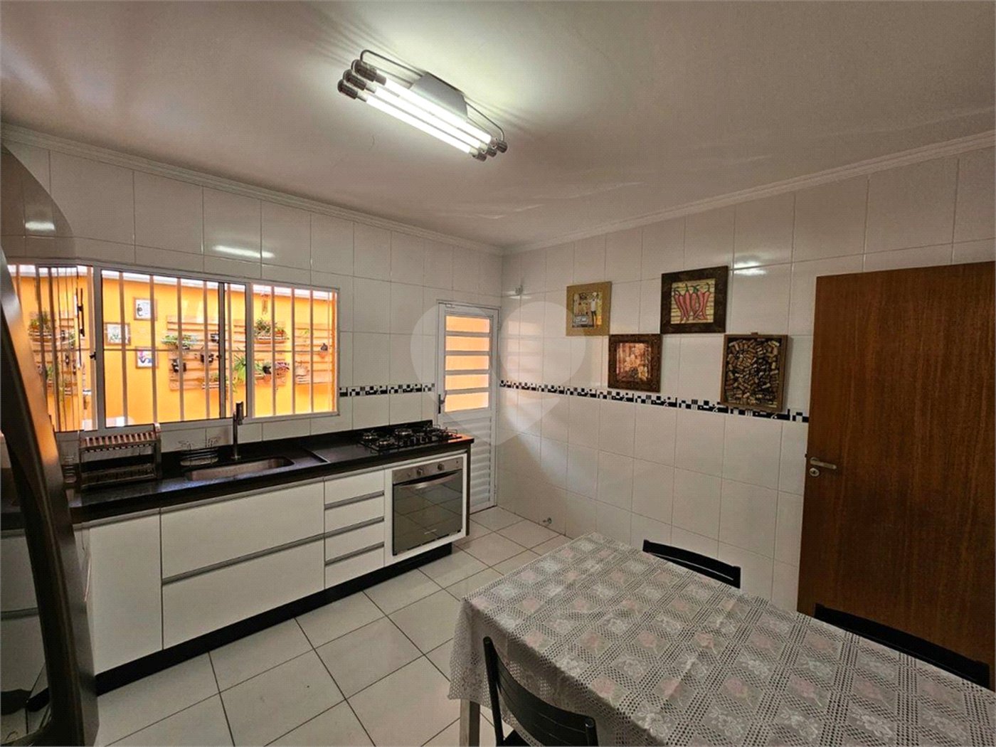 Casa à venda com 3 suítes em Vila Carrão, São Paulo, SP