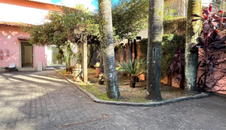 Sobrado à venda com 6 quartos, sendo 1 suíte,  em Vila Mariana, São Paulo, SP