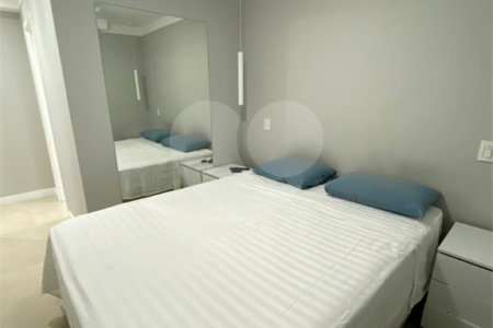 Apartamento à venda com 2 quartos, sendo 1 suíte,  em Vila Leonor, São Paulo, SP