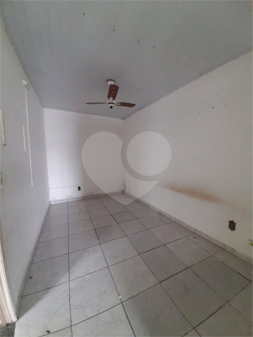 Sobrado à venda com 2 quartos em Vila Margarida, São Paulo, SP