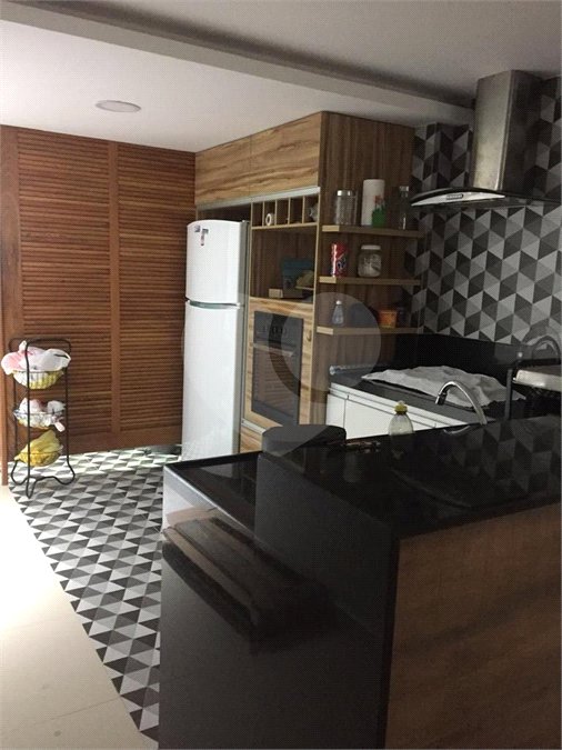 Apartamento à venda com 3 quartos, sendo 1 suíte, em Vila Nova, Cabo Frio, RJ