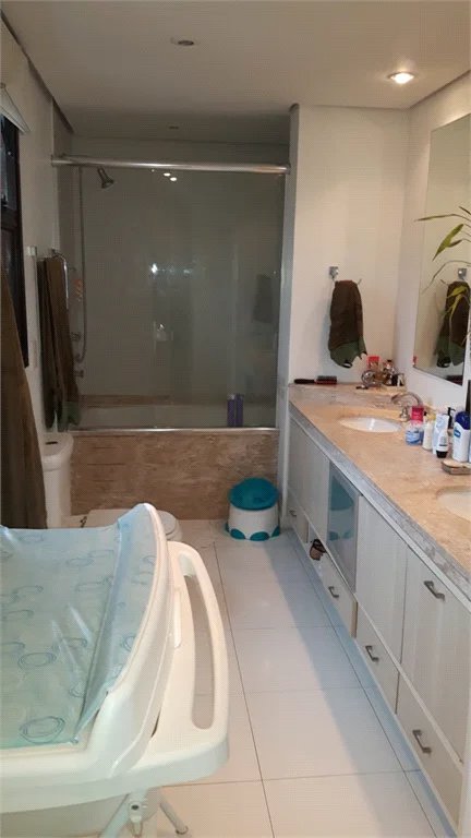 Apartamento à venda com 2 quartos, sendo 1 suíte, em Vila Andrade, São Paulo, SP