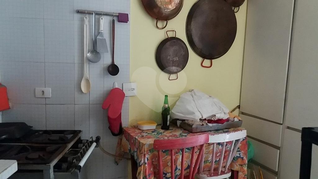 Casa à venda com 6 quartos, sendo 3 suítes,  em Jardim São Bento, São Paulo, SP