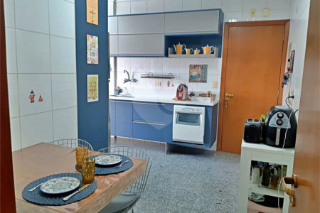 Apartamento à venda com 3 quartos, sendo 1 suíte, em Vila Mariana, São Paulo, SP