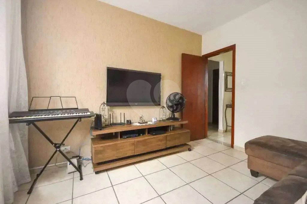 Casa à venda com 4 quartos, sendo 2 suítes, em Vila Mazzei, São Paulo, SP
