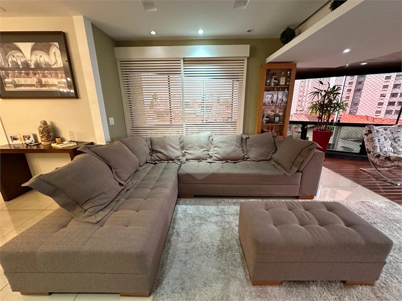 Apartamento à venda ou para alugar com 4 quartos, sendo 1 suíte, no Centro, Mogi das Cruzes, SP