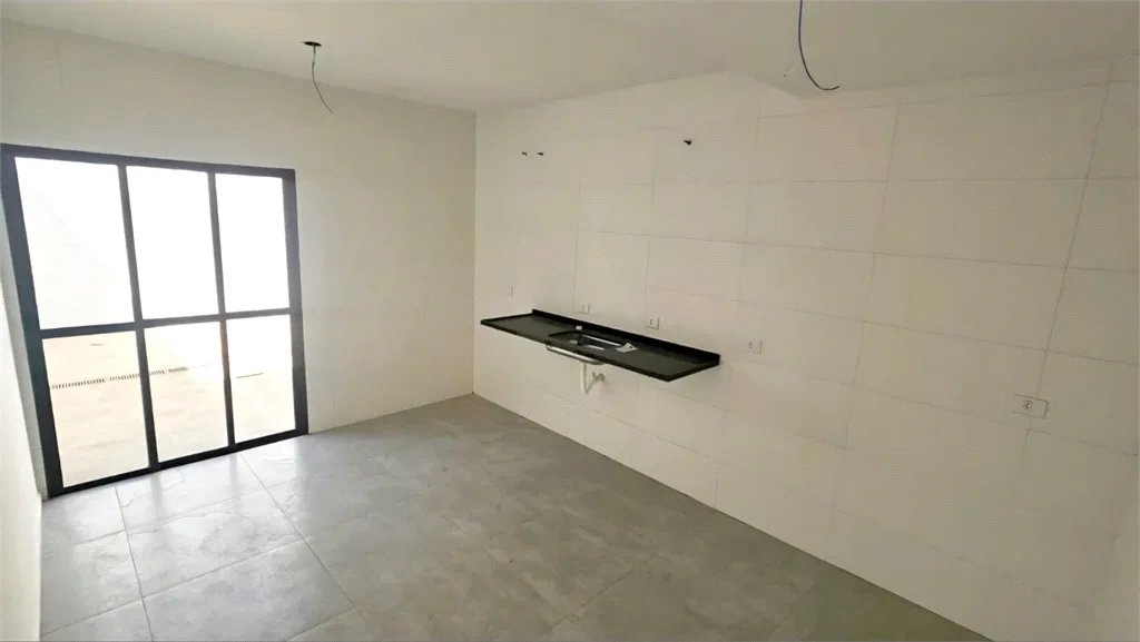 Casa à venda com 3 quartos, sendo 1 suíte, em Cidade Dos Bandeirantes, São Paulo - SP