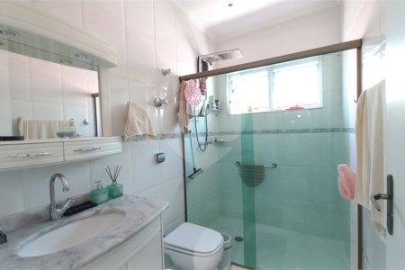 Casa à venda com 3 quartos, sendo 1 suíte, em Jardim Franca, São Paulo, SP