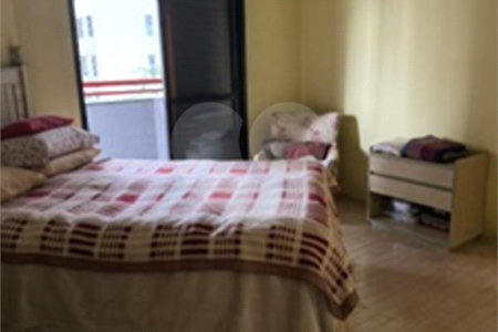 Apartamento à venda com 3 quartos, sendo 1 suíte,  em Jardim das Acácias, São Paulo, SP