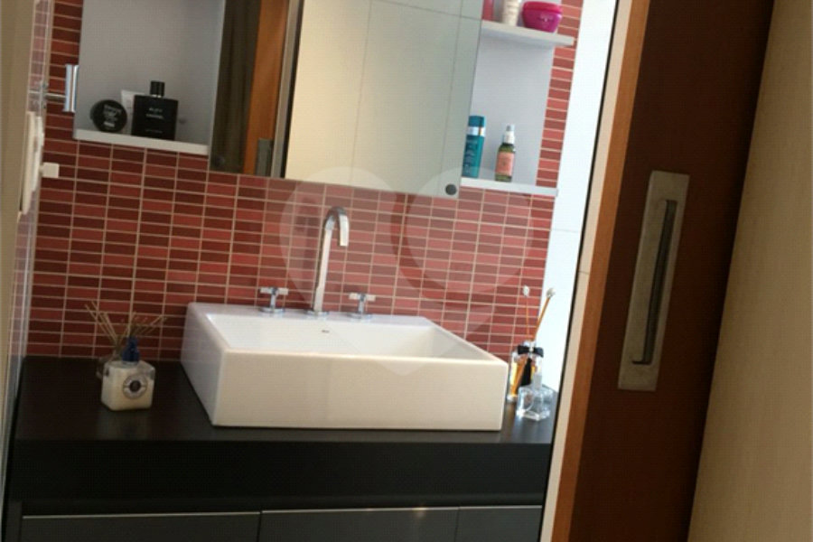 Apartamento à venda com 3 quartos, sendo 1 suíte, em Santana, São Paulo, SP