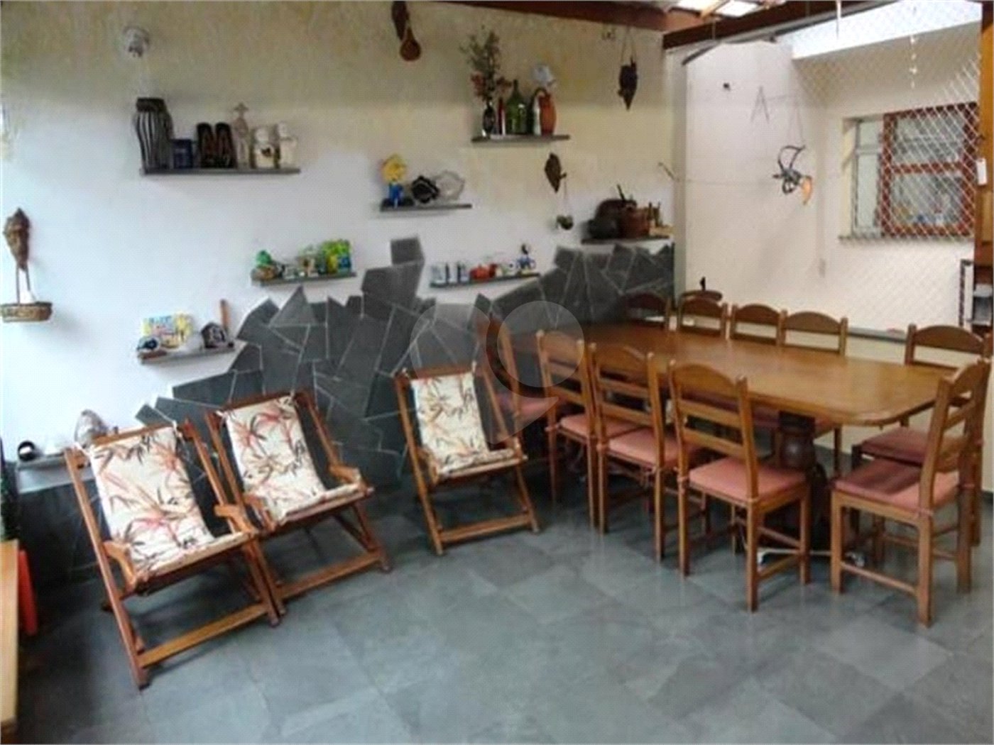 Sobrado à venda com 6 quartos, sendo 2 suítes, em Horto Florestal, São Paulo, SP